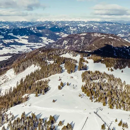 Semesterbostad Grebenzen Mazzel