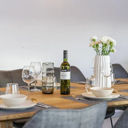 Semesterbostad Grebenzen Mazzel *